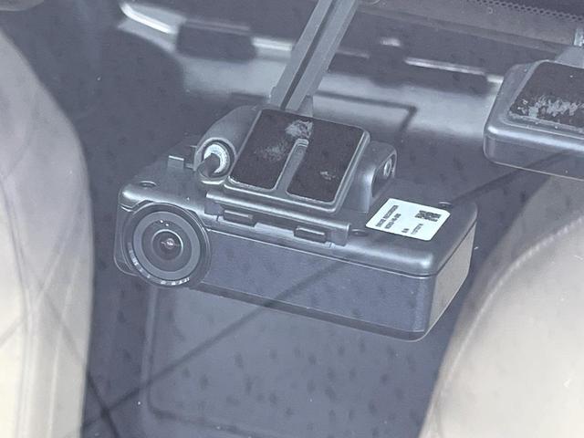 ロードスター Ｓレザーパッケージ　Ｖセレクション　禁煙車　ＭＴ車　純正ＳＤナビ　バックカメラ　衝突被害軽減システム　レザーシート　ドラレコ　スマートキー　ＬＥＤヘッド　クルコン　オートハイビーム　オートライト　オートエアコン　Ｂｌｕｅｔｏｏｔｈ（6枚目）