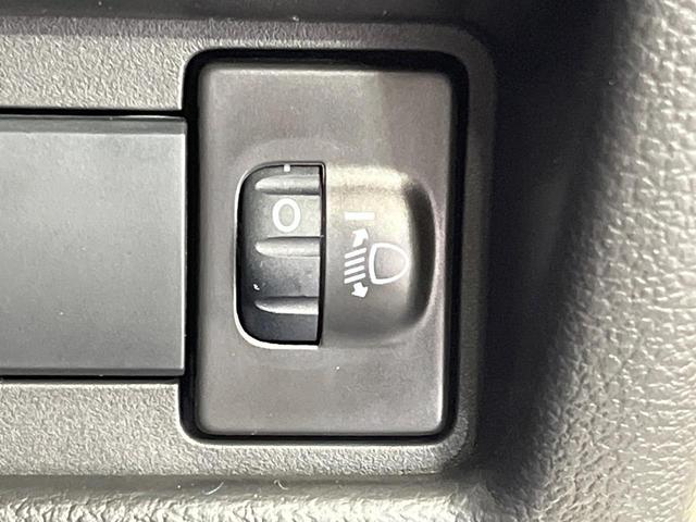 スペーシア ハイブリッドＧ　届出済未使用車　衝突被害軽減システム　禁煙車　スマートキー　ＬＥＤヘッド　オートライト　オートエアコン　盗難防止システム　プライバシーガラス　衝突安全ボディ　アイドリングストップ（22枚目）