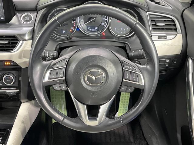 �y�����v�����X�e�A�����O�z�㎿�Ȋv���g�p���邱�ƂŁA��ɂ����������݂ƂĂ��^�]���₷���n���h���ł���