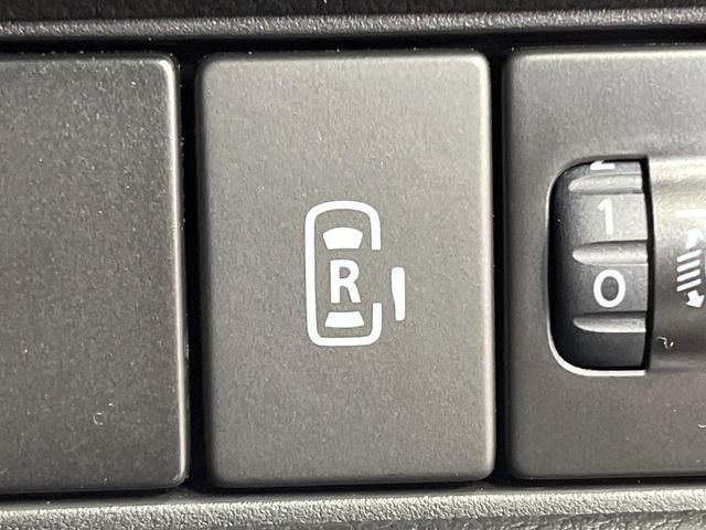 �y�p���[�X���C�h�h�A�z�X�}�[�g�L�[��^�]�Ȃ̃X�C�b�`�ŃX���C�h�h�A�̊J���\���d��������͂����ăh�A���J����K�v�������A���������q�l�ł��A�d���ו��������Ă��鎞�����N�ɊJ���߂ł��܂���