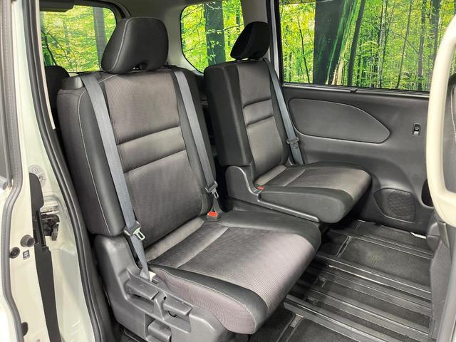 セレナ ハイウェイスターＧ　プロパイロットエディション　禁煙車　両側電動ドア　純正９型ＳＤナビ　後席モニター　バックカメラ　Ｂｌｕｅｔｏｏｔｈ　ＥＴＣ　プロパイロット　衝突被害軽減システム　レーダークルーズ　コーナーセンサー　スマートキー　ＬＥＤヘッド（9枚目）