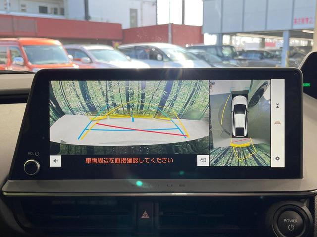 プリウス Ｚ　禁煙車　ガラスルーフ　純正１２型ディスプレイ　周囲カメラ　衝突被害軽減システム　レーダークルーズ　電動リアゲート　前席シートエアコン　パワーシート　ドラレコ　コーナーセンサー　ＬＥＤヘッド　ＥＴＣ（5枚目）