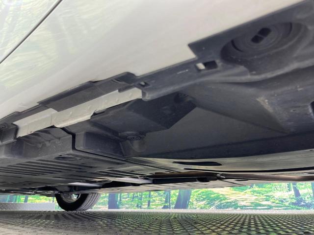 プリウス Ｚ　禁煙車　ガラスルーフ　純正１２型ディスプレイ　周囲カメラ　衝突被害軽減システム　レーダークルーズ　電動リアゲート　前席シートエアコン　パワーシート　ドラレコ　コーナーセンサー　ＬＥＤヘッド　ＥＴＣ（45枚目）