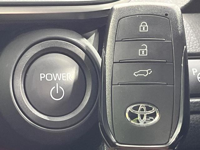 プリウス Ｚ　禁煙車　ガラスルーフ　純正１２型ディスプレイ　周囲カメラ　衝突被害軽減システム　レーダークルーズ　電動リアゲート　前席シートエアコン　パワーシート　ドラレコ　コーナーセンサー　ＬＥＤヘッド　ＥＴＣ（56枚目）