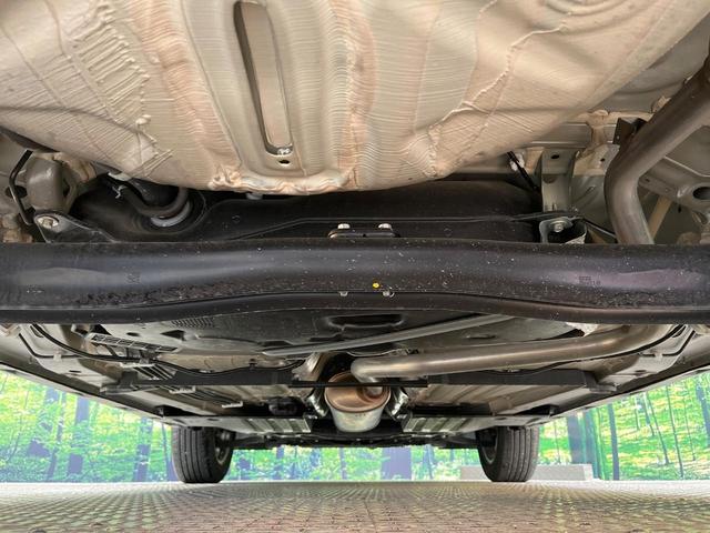 フロンクス ベースグレード　禁煙車　全周囲カメラ　純正９型ナビ　衝突被害軽減システム　レーダークルーズ　ドラレコ　コーナーセンサー　置くだけ充電　シートヒーター　ＬＥＤヘッド　ＥＴＣ　純正１６インチアルミ　車線逸脱警報（19枚目）