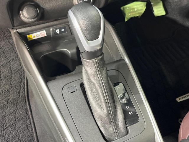 フロンクス ベースグレード　禁煙車　全周囲カメラ　純正９型ナビ　衝突被害軽減システム　レーダークルーズ　ドラレコ　コーナーセンサー　置くだけ充電　シートヒーター　ＬＥＤヘッド　ＥＴＣ　純正１６インチアルミ　車線逸脱警報（33枚目）