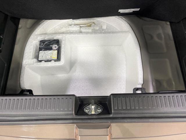 フロンクス ベースグレード　禁煙車　全周囲カメラ　純正９型ナビ　衝突被害軽減システム　レーダークルーズ　ドラレコ　コーナーセンサー　置くだけ充電　シートヒーター　ＬＥＤヘッド　ＥＴＣ　純正１６インチアルミ　車線逸脱警報（49枚目）