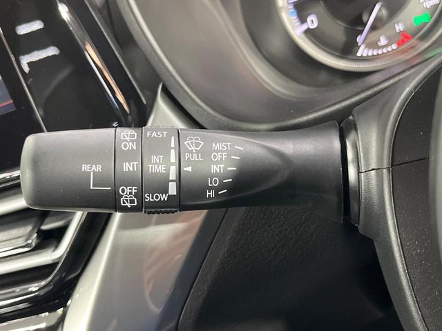 フロンクス ベースグレード　禁煙車　全周囲カメラ　純正９型ナビ　衝突被害軽減システム　レーダークルーズ　ドラレコ　コーナーセンサー　置くだけ充電　シートヒーター　ＬＥＤヘッド　ＥＴＣ　純正１６インチアルミ　車線逸脱警報（56枚目）