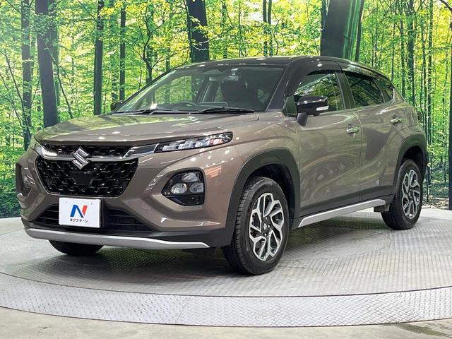 フロンクス ベースグレード　禁煙車　全周囲カメラ　純正９型ナビ　衝突被害軽減システム　レーダークルーズ　ドラレコ　コーナーセンサー　置くだけ充電　シートヒーター　ＬＥＤヘッド　ＥＴＣ　純正１６インチアルミ　車線逸脱警報（61枚目）