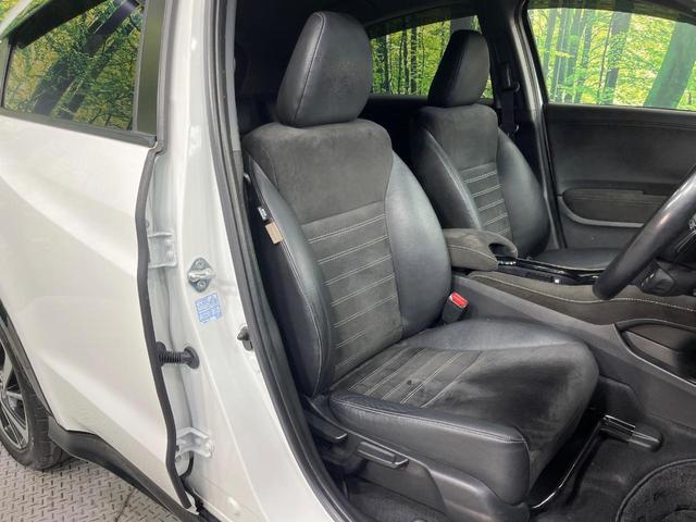 ヴェゼル ハイブリッドＲＳ・ホンダセンシング　禁煙車　純正ＳＤナビ　バックカメラ　衝突被害軽減システム　レーダークルーズ　シートヒーター　純正１８インチアルミ　車線逸脱警報　オートエアコン　Ｂｌｕｅｔｏｏｔｈ　ハーフレザーシート　ＤＶＤ再生（8枚目）