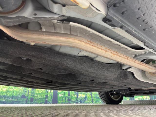 ヴェゼル ハイブリッドＲＳ・ホンダセンシング　禁煙車　純正ＳＤナビ　バックカメラ　衝突被害軽減システム　レーダークルーズ　シートヒーター　純正１８インチアルミ　車線逸脱警報　オートエアコン　Ｂｌｕｅｔｏｏｔｈ　ハーフレザーシート　ＤＶＤ再生（22枚目）