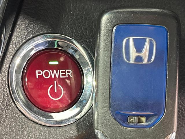 ヴェゼル ハイブリッドＲＳ・ホンダセンシング　禁煙車　純正ＳＤナビ　バックカメラ　衝突被害軽減システム　レーダークルーズ　シートヒーター　純正１８インチアルミ　車線逸脱警報　オートエアコン　Ｂｌｕｅｔｏｏｔｈ　ハーフレザーシート　ＤＶＤ再生（40枚目）