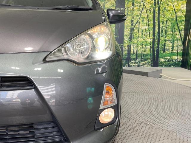 アクア Ｇ　禁煙車　純正ＳＤナビ　バックカメラ　Ｂｌｕｅｔｏｏｔｈ　ＥＴＣ　スマートキー　ＨＩＤヘッド　オートライト　オートエアコン　ＣＤ　ＤＶＤ再生　フルセグ　衝突安全ボディ　プライバシーガラス（12枚目）