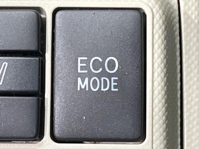 アクア Ｇ　禁煙車　純正ＳＤナビ　バックカメラ　Ｂｌｕｅｔｏｏｔｈ　ＥＴＣ　スマートキー　ＨＩＤヘッド　オートライト　オートエアコン　ＣＤ　ＤＶＤ再生　フルセグ　衝突安全ボディ　プライバシーガラス（34枚目）