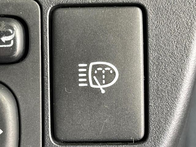 アクア Ｇ　禁煙車　純正ＳＤナビ　バックカメラ　Ｂｌｕｅｔｏｏｔｈ　ＥＴＣ　スマートキー　ＨＩＤヘッド　オートライト　オートエアコン　ＣＤ　ＤＶＤ再生　フルセグ　衝突安全ボディ　プライバシーガラス（41枚目）