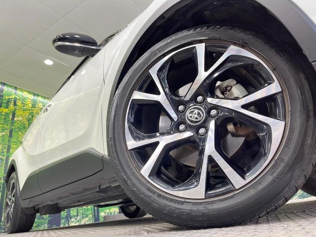 Ｃ－ＨＲ Ｇ　禁煙車　８型ディスプレイオーディオ　全周囲カメラ　衝突被害軽減システム　レーダークルーズ　ハーフレザーシート　ドラレコ　スマートキー　ＬＥＤヘッド　ビルトインＥＴＣ　純正１８インチアルミ（13枚目）