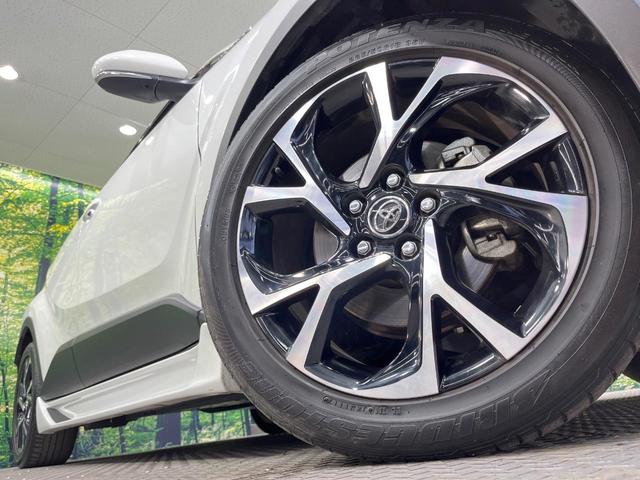 Ｃ－ＨＲ Ｇ　禁煙車　エアロ　純正９インチナビ　バックカメラ　ビルトインＥＴＣ　Ｂｌｕｅｔｏｏｔｈ　　衝突被害軽減システム　レーダークルーズ　コーナーセンサー　ＬＥＤヘッド　純正１８インチアルミ　オートハイビーム（13枚目）