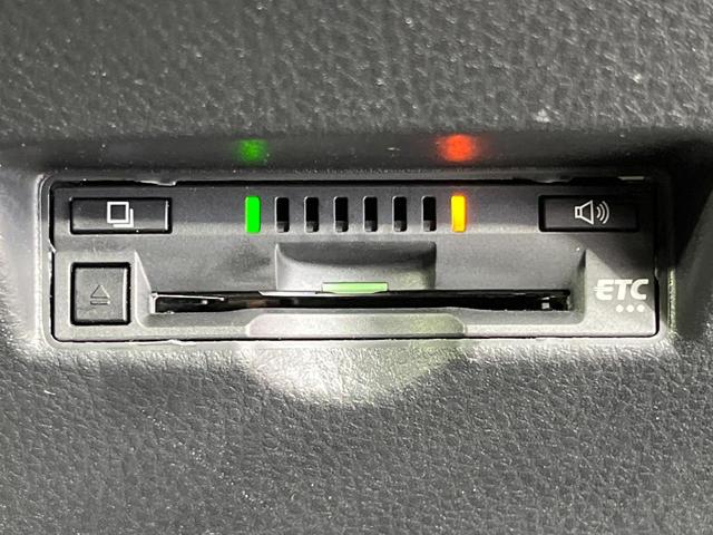 Ｃ－ＨＲ Ｇ　禁煙車　エアロ　純正９インチナビ　バックカメラ　ビルトインＥＴＣ　Ｂｌｕｅｔｏｏｔｈ　　衝突被害軽減システム　レーダークルーズ　コーナーセンサー　ＬＥＤヘッド　純正１８インチアルミ　オートハイビーム（49枚目）