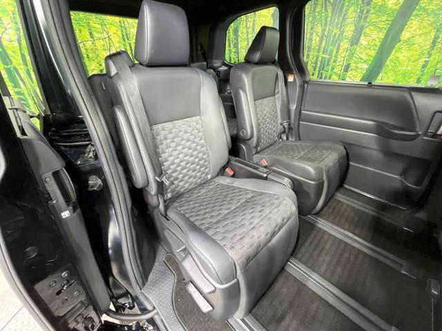 ヴォクシー S-Z 禁煙車 モデリスタエアロ 両側電動ドア 14型後席モニター 純正10型DA バックカメラ 衝突被害軽減システム レーダークルーズ 電動リアゲート ドラレコ シートヒーター ETC 快適利便PKG(9枚目)