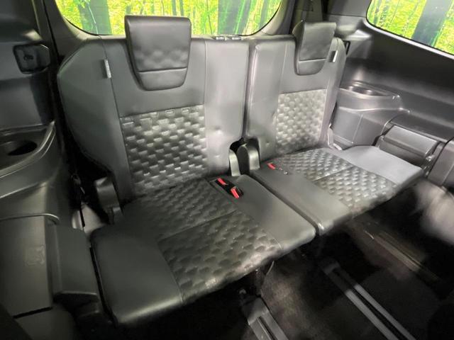 ヴォクシー S-Z 禁煙車 モデリスタエアロ 両側電動ドア 14型後席モニター 純正10型DA バックカメラ 衝突被害軽減システム レーダークルーズ 電動リアゲート ドラレコ シートヒーター ETC 快適利便PKG(10枚目)