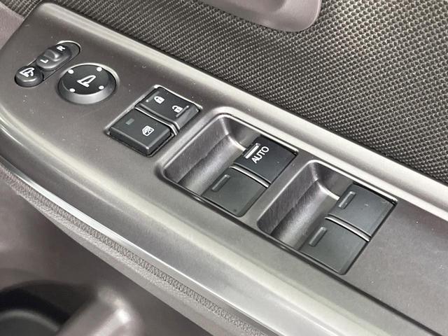 フリード Ｇ・ホンダセンシング　禁煙車　両側電動ドア　純正９型ナビ　バックカメラ　衝突被害軽減システム　スマートキー　ビルトインＥＴＣ　クルコン　車線逸脱警報　シートヒーター　オートエアコン　Ｂｌｕｅｔｏｏｔｈ　ロールサンシェード（22枚目）