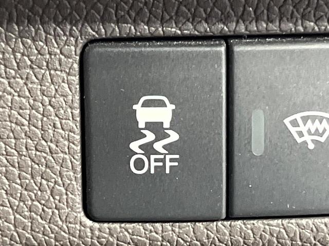 フリード Ｇ・ホンダセンシング　禁煙車　両側電動ドア　純正９型ナビ　バックカメラ　衝突被害軽減システム　スマートキー　ビルトインＥＴＣ　クルコン　車線逸脱警報　シートヒーター　オートエアコン　Ｂｌｕｅｔｏｏｔｈ　ロールサンシェード（25枚目）