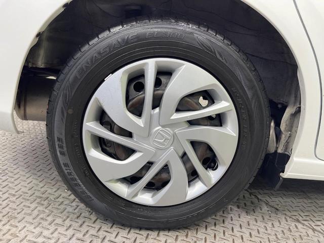 フリード Ｇ・ホンダセンシング　禁煙車　両側電動ドア　純正９型ナビ　バックカメラ　衝突被害軽減システム　スマートキー　ビルトインＥＴＣ　クルコン　車線逸脱警報　シートヒーター　オートエアコン　Ｂｌｕｅｔｏｏｔｈ　ロールサンシェード（53枚目）