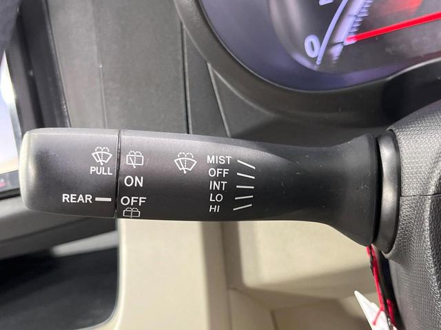 ムーヴ L 禁煙車 SDナビ CD再生 DVD再生 フルセグTV アイドリングストップ 電動格納ミラー プライバシーガラス セキュリティアラーム ベージュファブリックシート(24枚目)