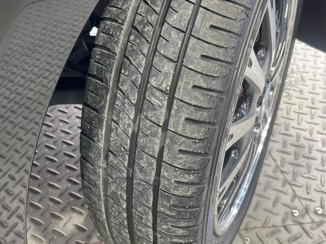 Ｎ－ＢＯＸカスタム Ｇ　ターボＳＳパッケージ　禁煙車　両側電動ドア　ＳＤナビ　バックカメラ　Ｂｌｕｅｔｏｏｔｈ　衝突被害軽減システム　　スマートキー　ＨＩＤヘッド　クルコン　純正１４インチアルミ　オートライト　オートエアコン　ＣＤ　ＤＶＤ再生（26枚目）