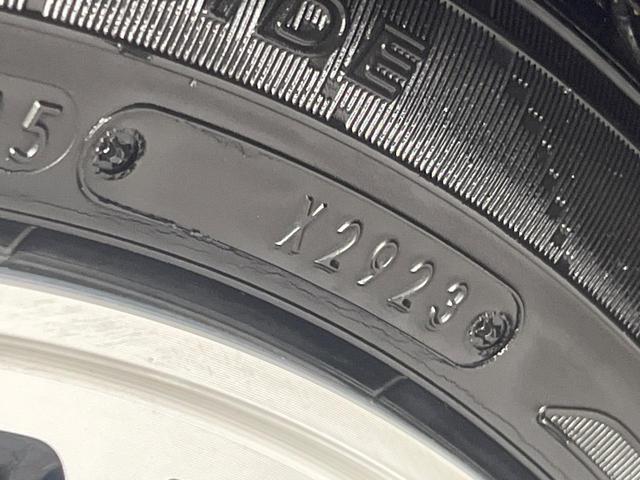 Ｎ－ＢＯＸカスタム Ｇ　ターボＳＳパッケージ　禁煙車　両側電動ドア　ＳＤナビ　バックカメラ　Ｂｌｕｅｔｏｏｔｈ　衝突被害軽減システム　　スマートキー　ＨＩＤヘッド　クルコン　純正１４インチアルミ　オートライト　オートエアコン　ＣＤ　ＤＶＤ再生（27枚目）