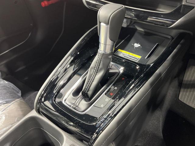 ヴェゼル ｅ：ＨＥＶ　Ｚ・ＰＬａＹパッケージ　登録済未使用車　パノラマルーフ　純正９型ＤＡ　全周囲カメラ　ホンダセンシング　ＥＴＣ２．０　合皮コンビシート　シートヒーター　レーダークルーズ　電動リアゲート　純正１８インチアルミ　デュアルエアコン（32枚目）