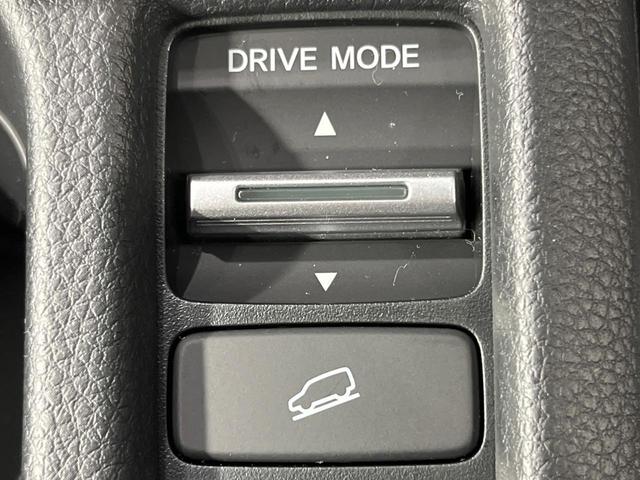 ヴェゼル ｅ：ＨＥＶ　Ｚ・ＰＬａＹパッケージ　登録済未使用車　パノラマルーフ　純正９型ＤＡ　全周囲カメラ　ホンダセンシング　ＥＴＣ２．０　合皮コンビシート　シートヒーター　レーダークルーズ　電動リアゲート　純正１８インチアルミ　デュアルエアコン（40枚目）