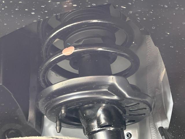 ヴェゼル ｅ：ＨＥＶ　Ｚ・ＰＬａＹパッケージ　登録済未使用車　パノラマルーフ　純正９型ＤＡ　全周囲カメラ　ホンダセンシング　ＥＴＣ２．０　合皮コンビシート　シートヒーター　レーダークルーズ　電動リアゲート　純正１８インチアルミ　デュアルエアコン（65枚目）