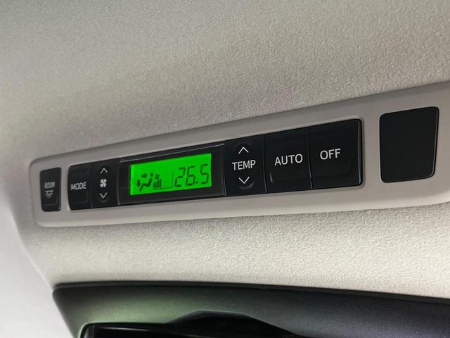 ヴェルファイア ２．４Ｚ　ゴールデンアイズＩＩ　禁煙車　両側電動ドア　ＢＩＧＸ１０型ナビ　アルパイン１２型後席モニター　バックカメラ　ＥＴＣ　ハーフレザーシート　コーナーセンサー　スマートキー　ＨＩＤヘッド　クルコン　ドラレコ（6枚目）