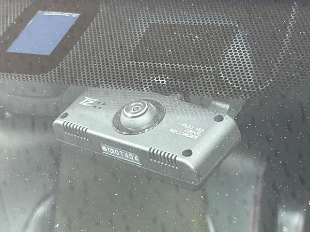 ヴェルファイア ２．４Ｚ　ゴールデンアイズＩＩ　禁煙車　両側電動ドア　ＢＩＧＸ１０型ナビ　アルパイン１２型後席モニター　バックカメラ　ＥＴＣ　ハーフレザーシート　コーナーセンサー　スマートキー　ＨＩＤヘッド　クルコン　ドラレコ（38枚目）