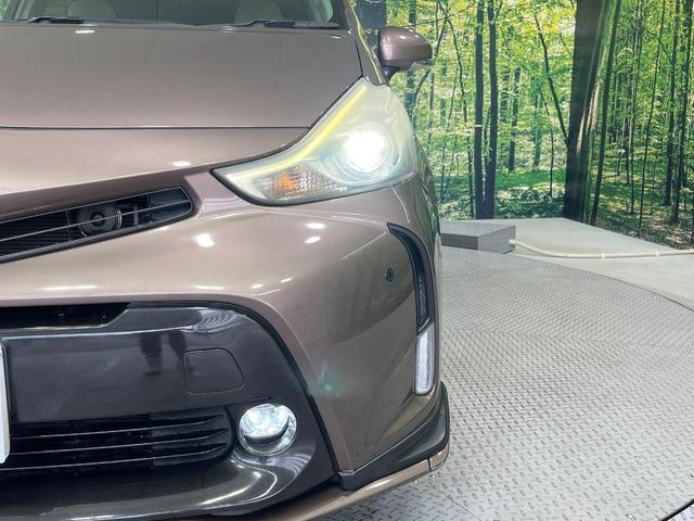 【ＬＥＤヘッドライト】悪天候や夜間走行時も良好な視界を確保し安心して運転できる高輝度ＬＥＤヘッドライトを装備！点灯速度が早く、消費電力も抑えられています。