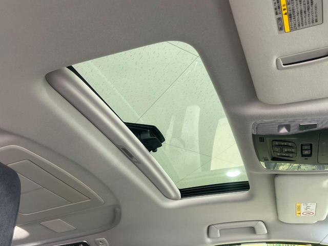 アルファード ２．５Ｓ　Ｃパッケージ　禁煙車　サンルーフ　エアロ　両側電動ドア　純正ＳＤナビ　後席モニター　全周囲カメラ　ＪＢＬサウンド　衝突被害軽減システム　レーダークルーズ　前後席パワーシート　コーナーセンサー　スマートキー（6枚目）