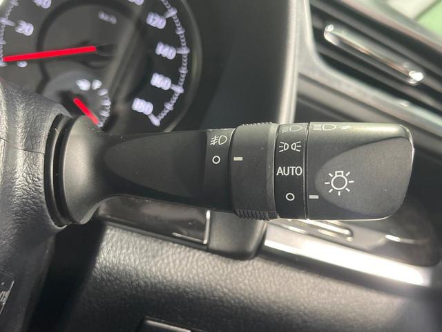 アルファード ２．５Ｓ　Ｃパッケージ　禁煙車　サンルーフ　エアロ　両側電動ドア　純正ＳＤナビ　後席モニター　全周囲カメラ　ＪＢＬサウンド　衝突被害軽減システム　レーダークルーズ　前後席パワーシート　コーナーセンサー　スマートキー（61枚目）