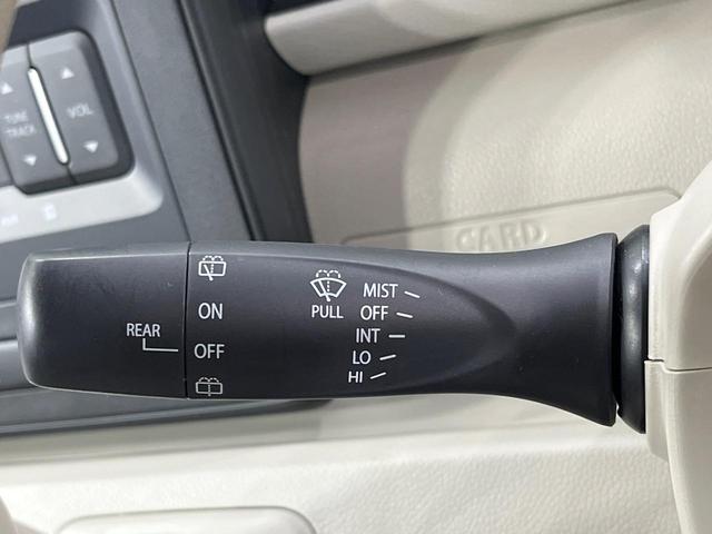 ワゴンＲ ハイブリッドＦＸ　禁煙車　衝突被害軽減システム　デジタルインナーミラー型ドラレコ　ヘッドアップディスプレイ　ＥＴＣ　シートヒーター　スマートキー　車線逸脱警報　オートライト　オートエアコン　ＣＤ再生　オートハイビーム（33枚目）