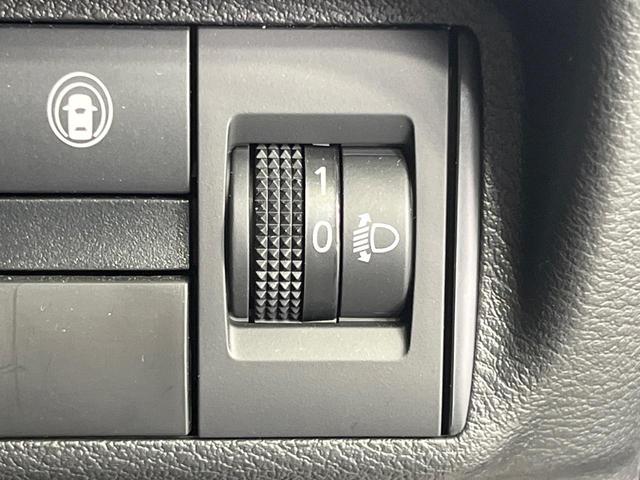 デイズ S 禁煙車 衝突被害軽減システム コーナーセンサー 車線逸脱警報 オートライト オートハイビーム キーレスシステム コーナーセンサー 車線逸脱警報 横滑り防止機能 USB電源ソケット ふらつき警報(22枚目)