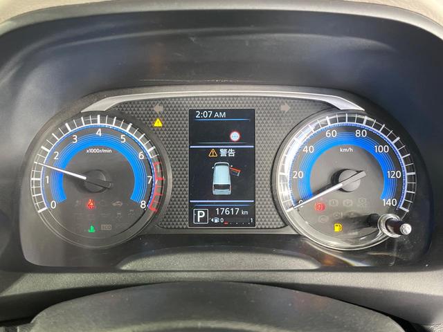 デイズ S 禁煙車 衝突被害軽減システム コーナーセンサー 車線逸脱警報 オートライト オートハイビーム キーレスシステム コーナーセンサー 車線逸脱警報 横滑り防止機能 USB電源ソケット ふらつき警報(26枚目)