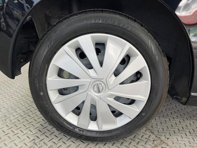 デイズ S 禁煙車 衝突被害軽減システム コーナーセンサー 車線逸脱警報 オートライト オートハイビーム キーレスシステム コーナーセンサー 車線逸脱警報 横滑り防止機能 USB電源ソケット ふらつき警報(41枚目)