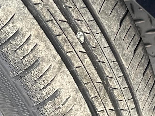 デイズ S 禁煙車 衝突被害軽減システム コーナーセンサー 車線逸脱警報 オートライト オートハイビーム キーレスシステム コーナーセンサー 車線逸脱警報 横滑り防止機能 USB電源ソケット ふらつき警報(42枚目)