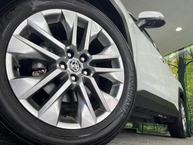 ＲＡＶ４ Ｇ　Ｚパッケージ　禁煙車　パノラマルーフ　純正１０型ＤＡ　全周囲カメラ　衝突被害軽減システム　レーダークルーズ　ＢＳＭ　合皮シート　電動リアゲート　前席シートエアコン　パワーシート　ドラレコ　コーナーセンサー（13枚目）