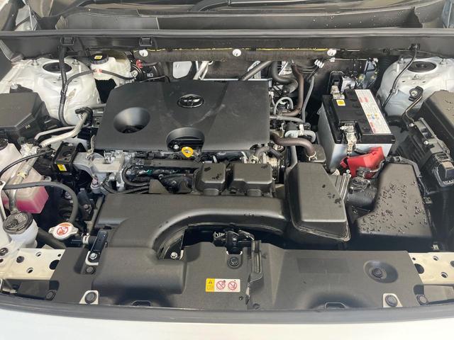 ＲＡＶ４ Ｇ　Ｚパッケージ　禁煙車　パノラマルーフ　純正１０型ＤＡ　全周囲カメラ　衝突被害軽減システム　レーダークルーズ　ＢＳＭ　合皮シート　電動リアゲート　前席シートエアコン　パワーシート　ドラレコ　コーナーセンサー（18枚目）