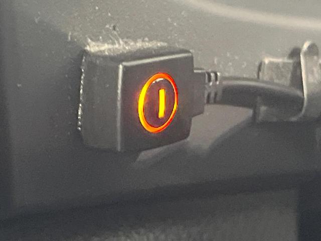 ＲＡＶ４ Ｇ　Ｚパッケージ　禁煙車　パノラマルーフ　純正１０型ＤＡ　全周囲カメラ　衝突被害軽減システム　レーダークルーズ　ＢＳＭ　合皮シート　電動リアゲート　前席シートエアコン　パワーシート　ドラレコ　コーナーセンサー（30枚目）