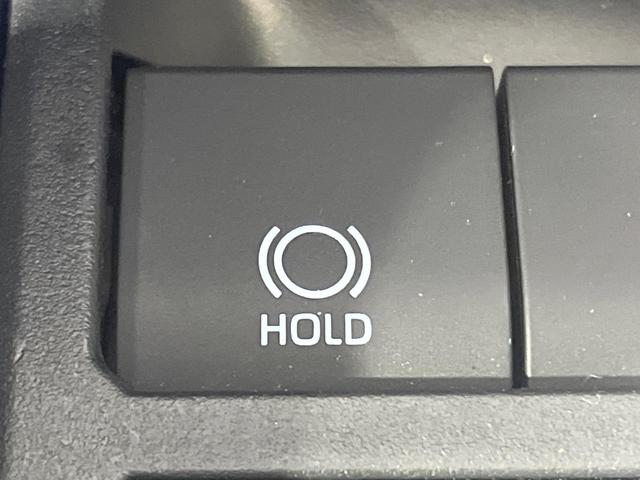 ＲＡＶ４ Ｇ　Ｚパッケージ　禁煙車　パノラマルーフ　純正１０型ＤＡ　全周囲カメラ　衝突被害軽減システム　レーダークルーズ　ＢＳＭ　合皮シート　電動リアゲート　前席シートエアコン　パワーシート　ドラレコ　コーナーセンサー（42枚目）