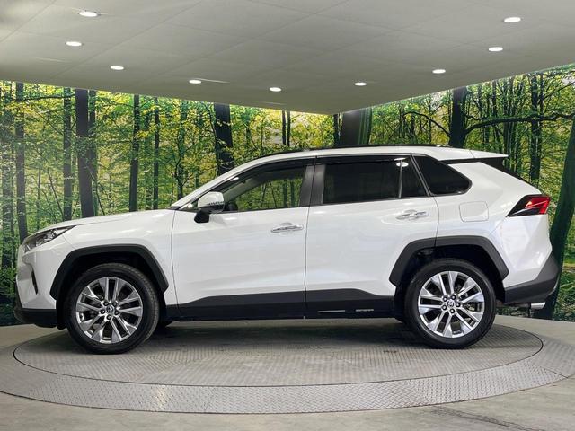 ＲＡＶ４ Ｇ　Ｚパッケージ　禁煙車　パノラマルーフ　純正１０型ＤＡ　全周囲カメラ　衝突被害軽減システム　レーダークルーズ　ＢＳＭ　合皮シート　電動リアゲート　前席シートエアコン　パワーシート　ドラレコ　コーナーセンサー（64枚目）