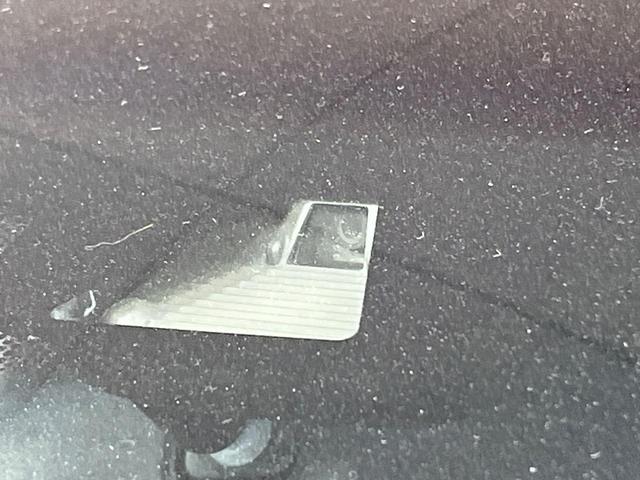 フリードハイブリッド ハイブリッド・Gホンダセンシング 禁煙車 両側電動ドア 純正SDナビ バックカメラ 衝突被害軽減システム レーダークルーズ ドラレコ スマートキー LEDヘッド ビルトインETC 純正15インチアルミ 車線逸脱警報 オートライト(3枚目)