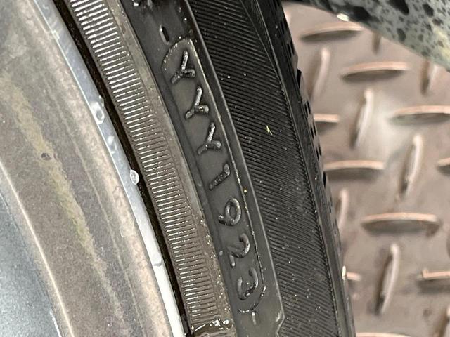 プリウス Ｚ　禁煙車　モデリスタフルエアロ　純正１２型ＤＡ　全周囲カメラ　ＢＳＭ　アドバンスパーク　レーダークルーズ　電動リアゲート　前席シートエアコン　パワーシート　ドラレコ　コーナーセンサー　ＥＴＣ２．０（32枚目）